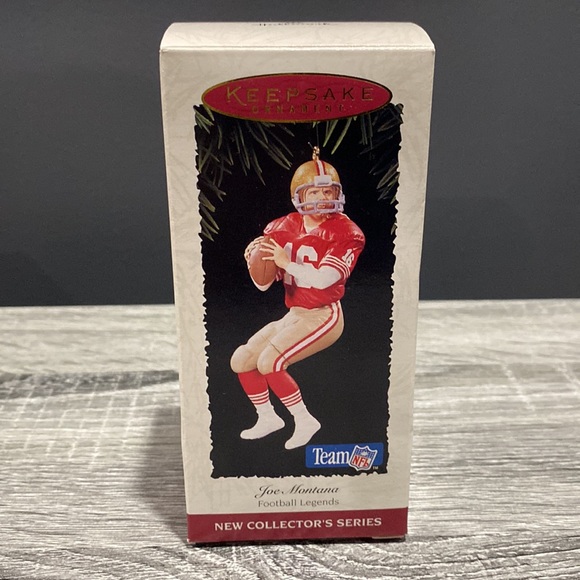 Hallmark | Football Legends: Joe Montana (1995) - Vintage Keepsake Ornament - Picture 2 of 13